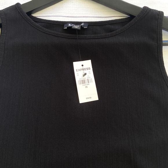 EXPRESS Relaxed Peplum Tank - Picture 5 of 12